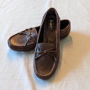 Ladies BOC brown loafers 8M